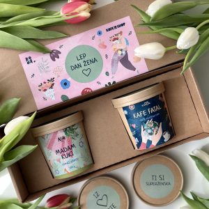 DARILNI PAKET "DAN ŽENA 2" 2/1 (piškoti + kava) - v darilni škatli