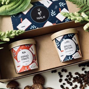 DARILNI PAKET "PEDAGOGOM V ZAHVALO 1" 2/1 (piškoti + kava) - v darilni škatli